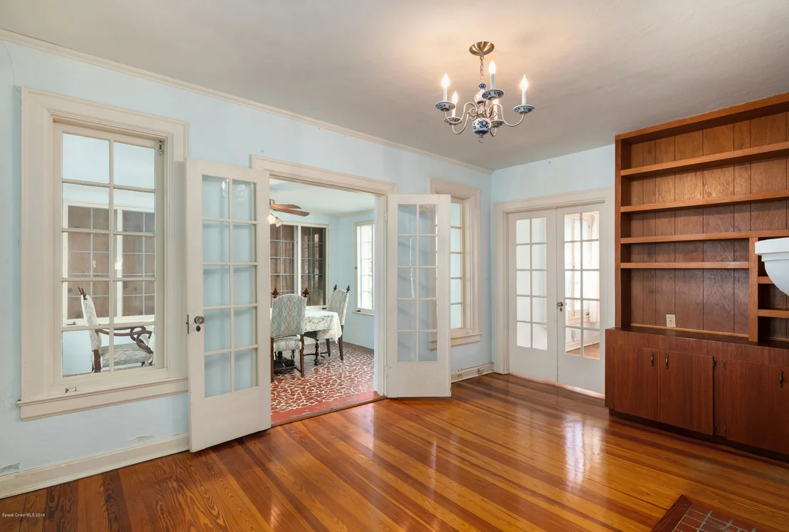 Photo of 1305 Rockledge Drive