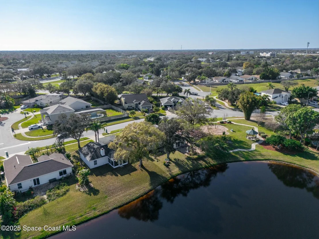 Photo of 6996 Hammock Lakes Drive