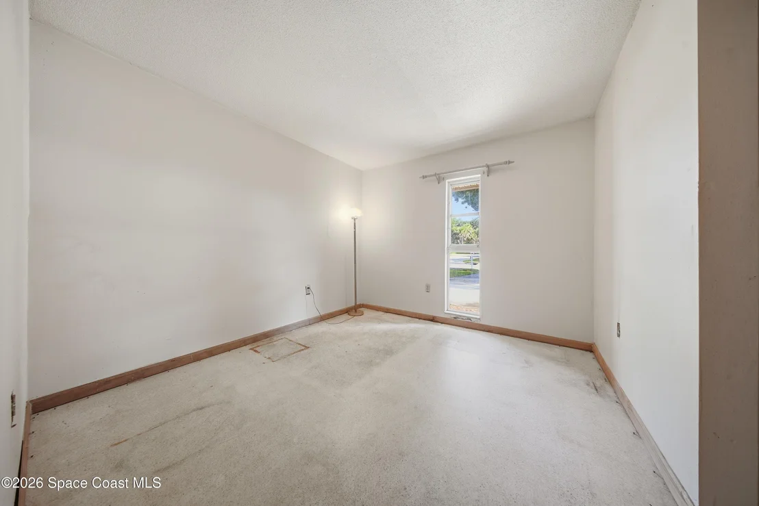 Photo of 1139 Groves Drive