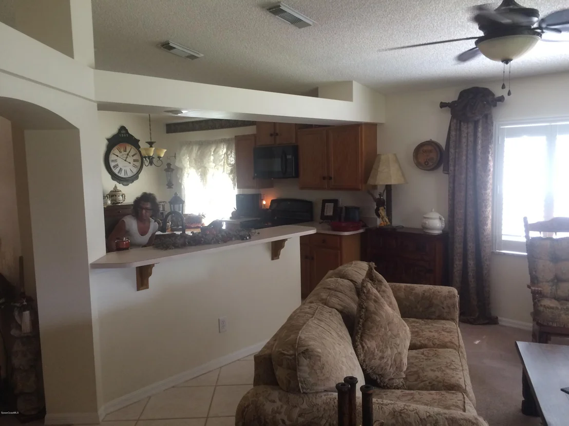 Photo of 8016 Bracken Lane