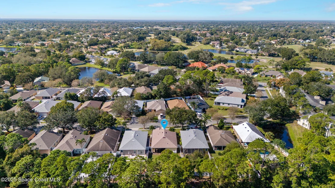 Photo of 381 Waterside Circle