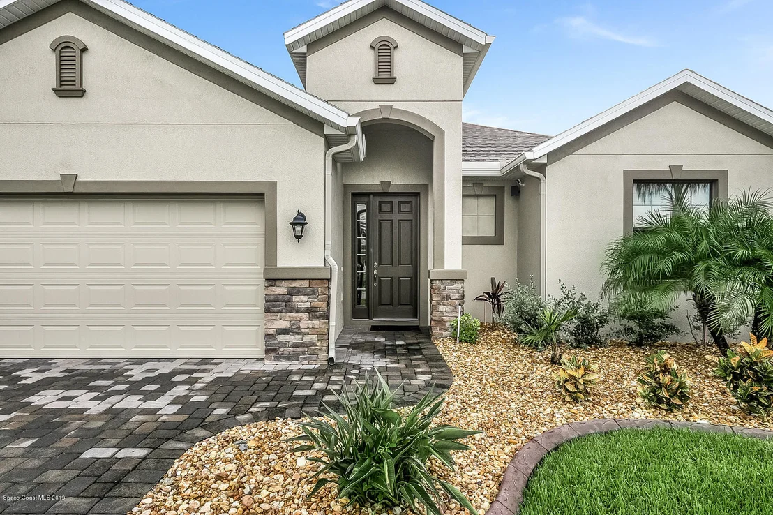 Photo of 3186 Casterton Drive