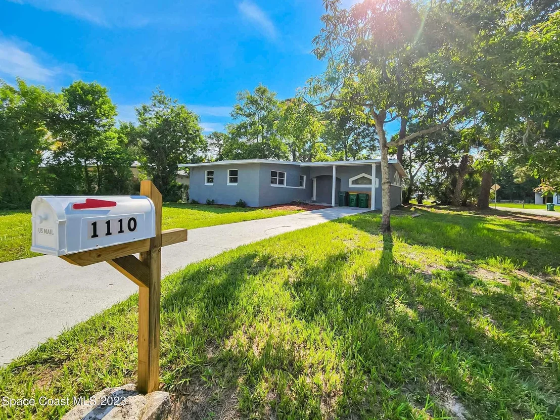 Photo of 1110 Hickory Lane
