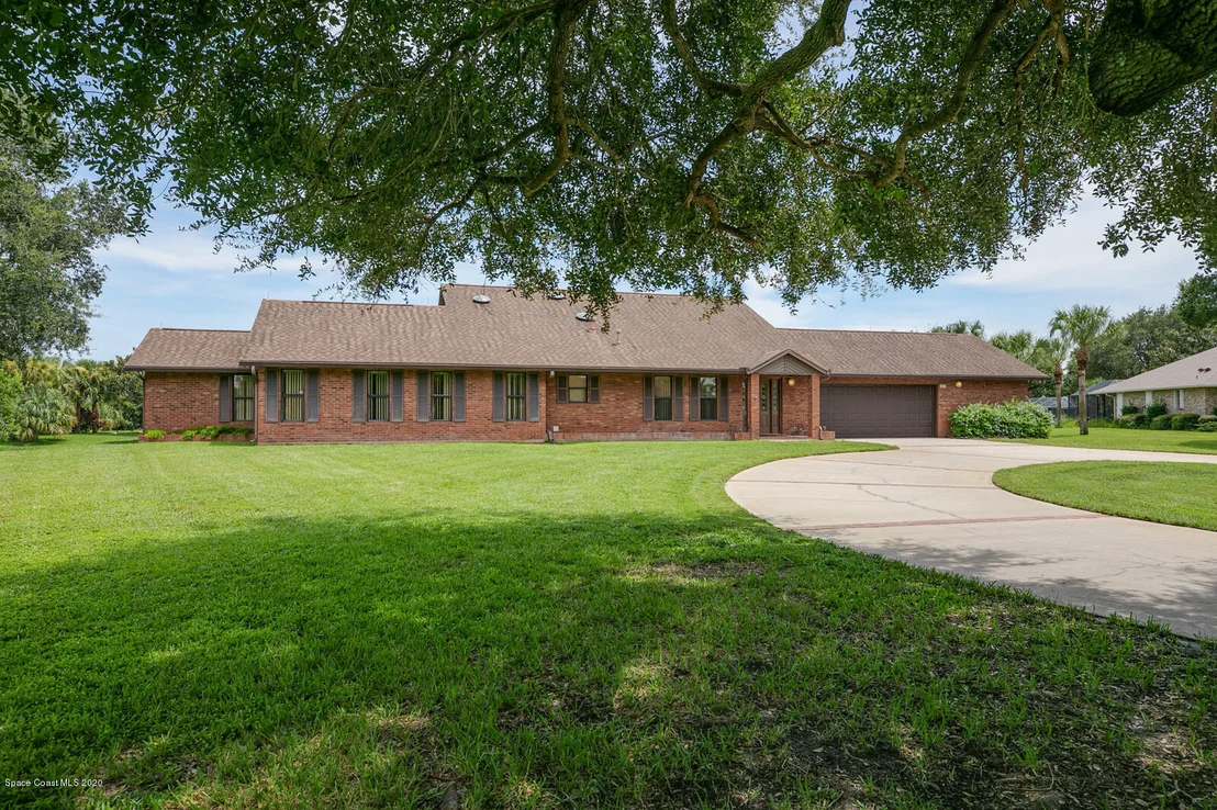Photo of 1219 Salmonberry Place