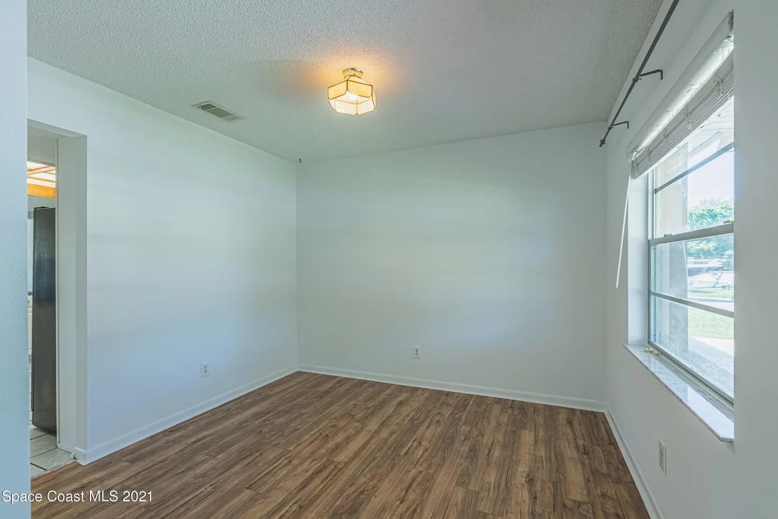 Photo of 2021 Tallpine Road
