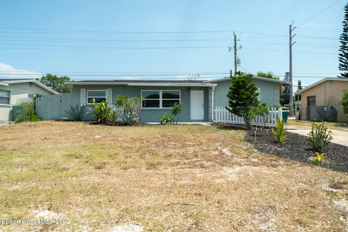Photo of 2465 Sadler Lane