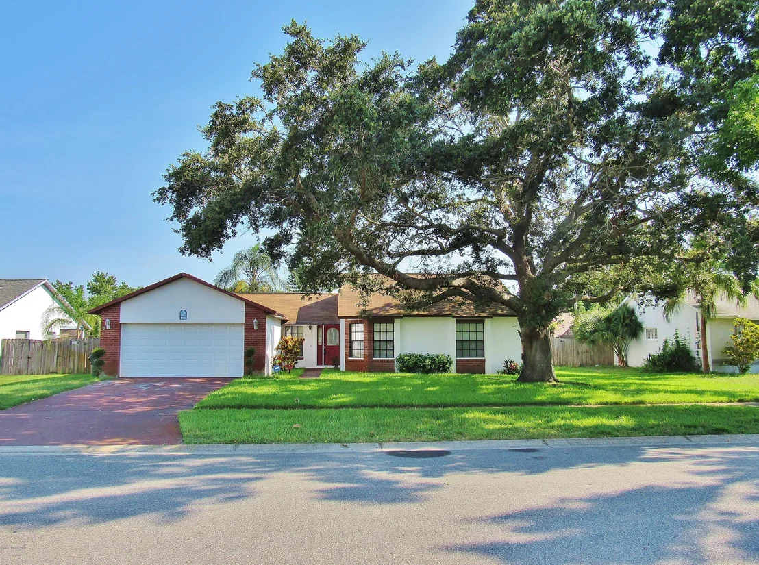 Photo of 894 Yorktowne Drive
