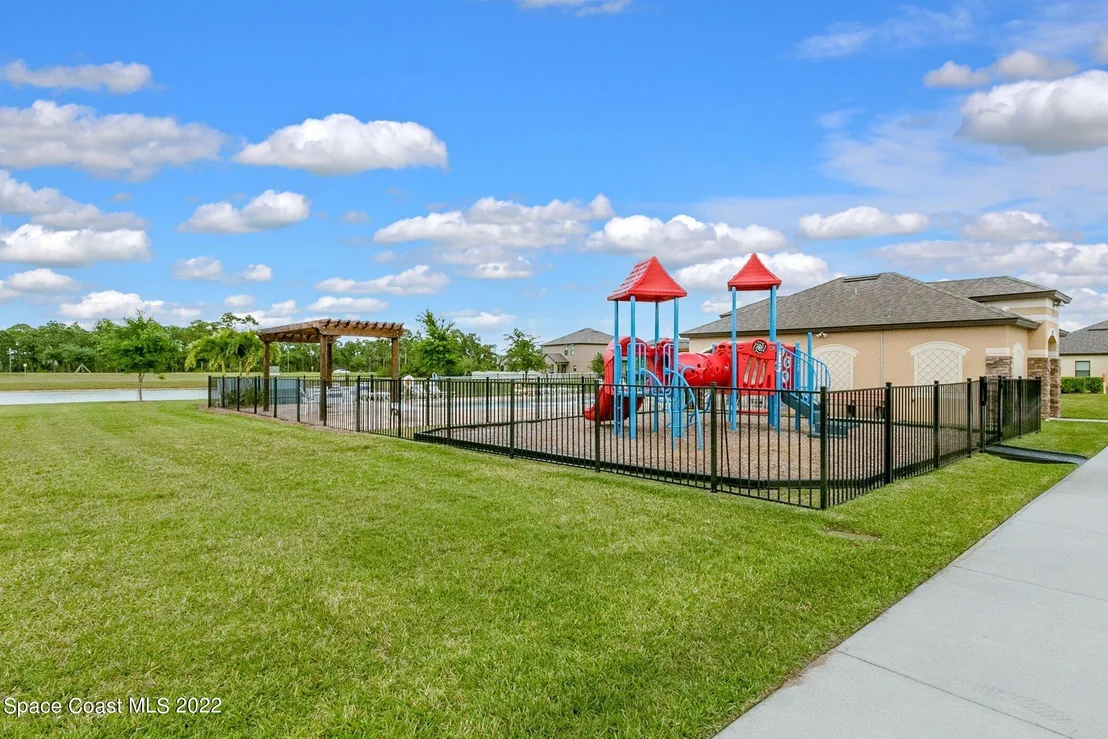 Photo of 491 Dillard Drive SE