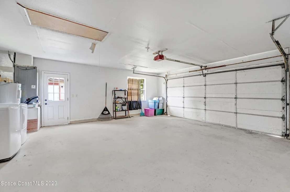Photo of 810 Pine Valley Court
