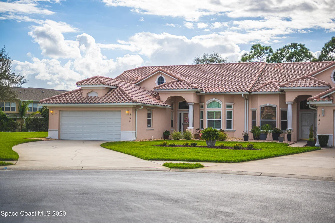 Photo of 338 Renaissance Avenue
