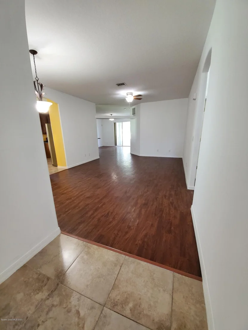 Photo of 3881 Manitoba Way
