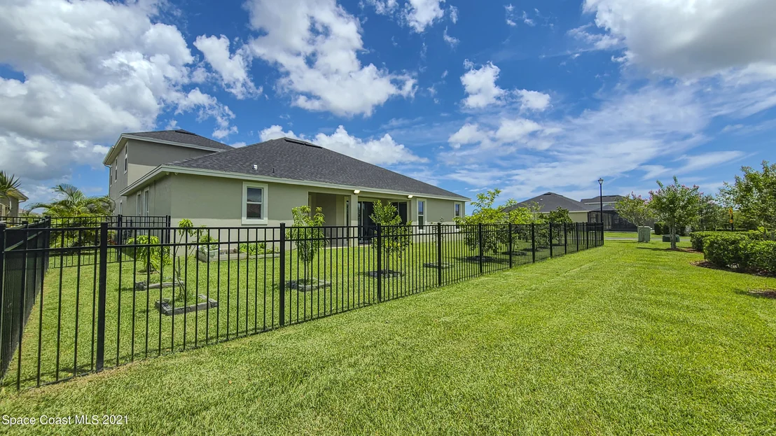 Photo of 7690 Kerrington Drive