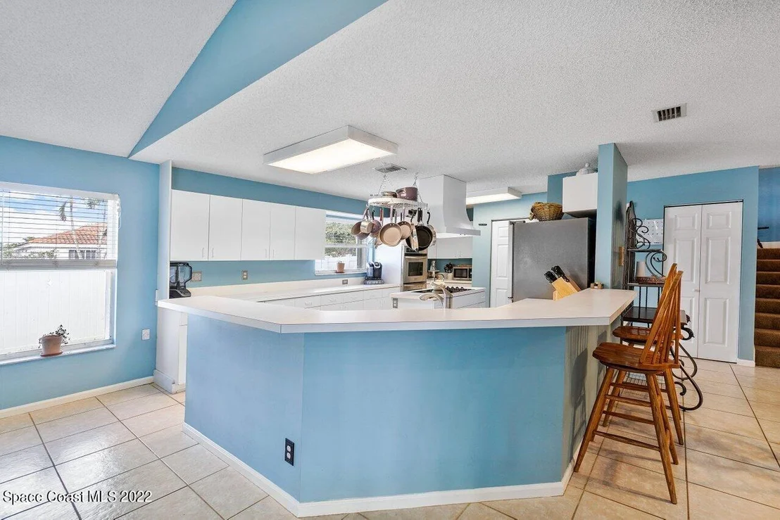 Photo of 8825 Spring Valley Drive