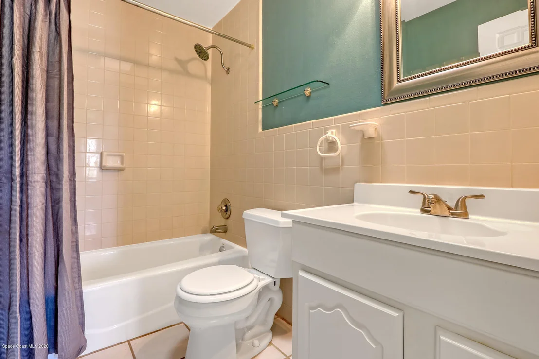 Photo of 1085 Hermosa Drive