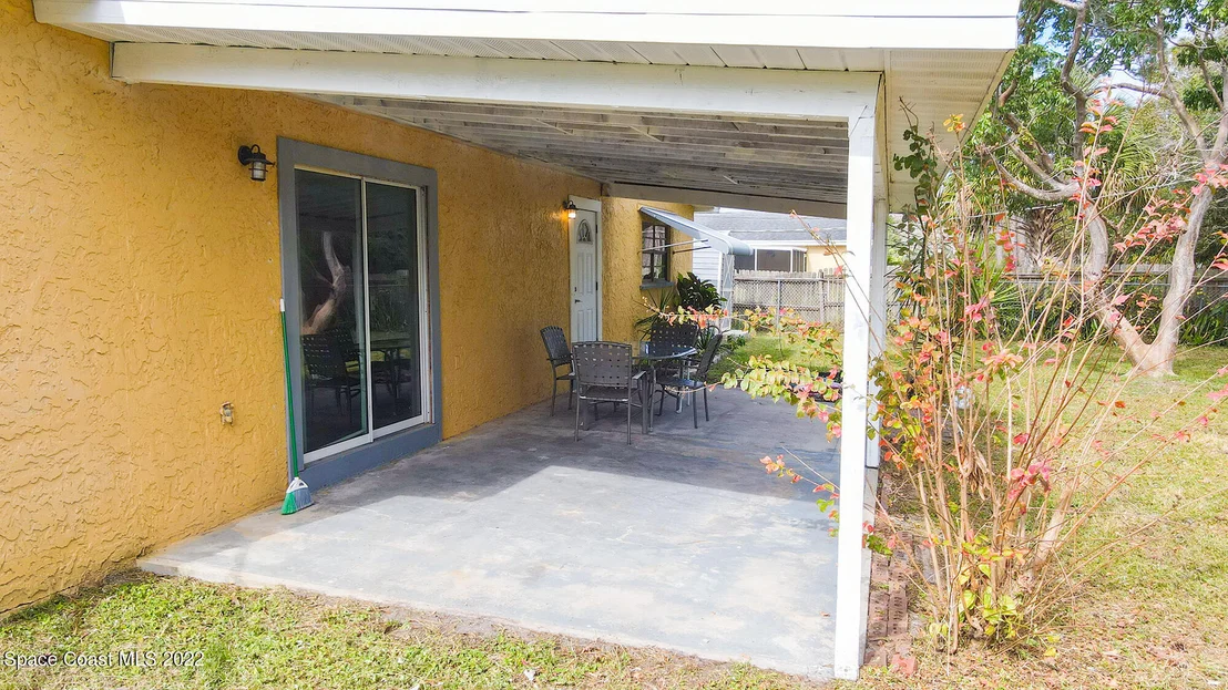 Photo of 272 E Haven Drive