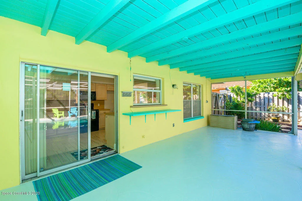 Photo of 250 Sand Pine Road