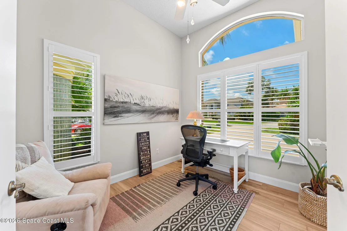 Photo of 329 Lanternback Island Drive