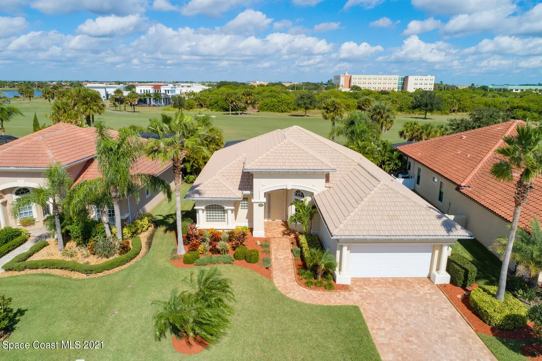 Photo of 6585 Arroyo Drive