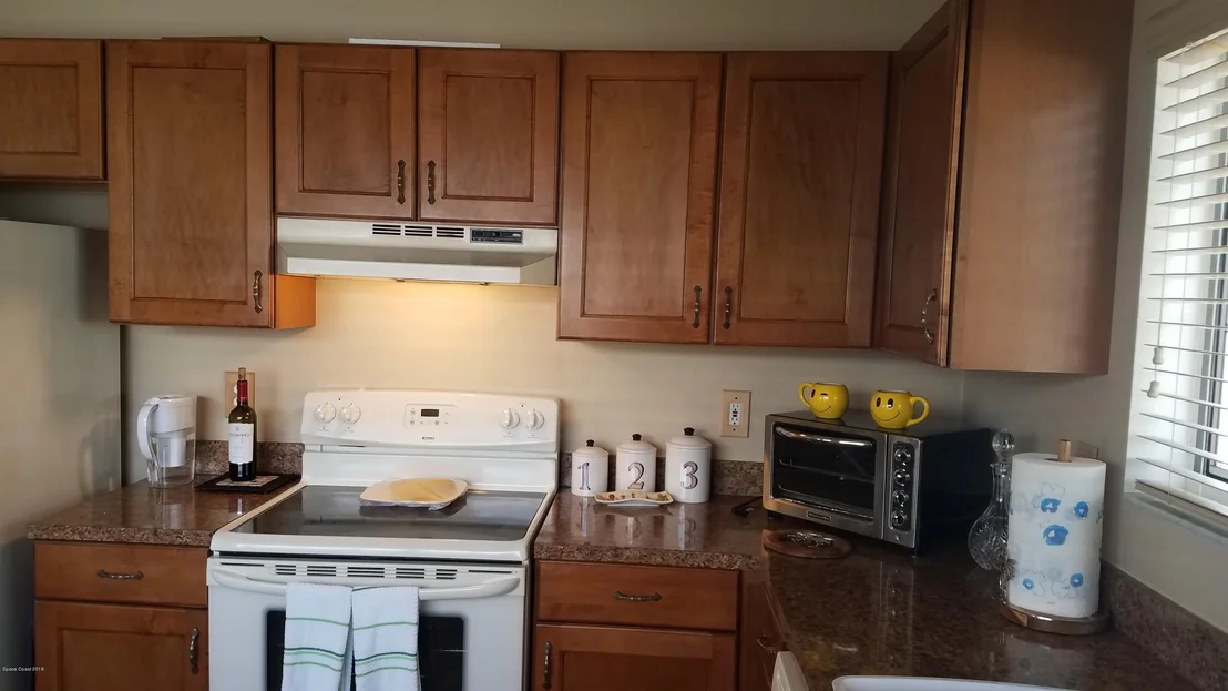 Photo of 1942 Elderberry Court NE