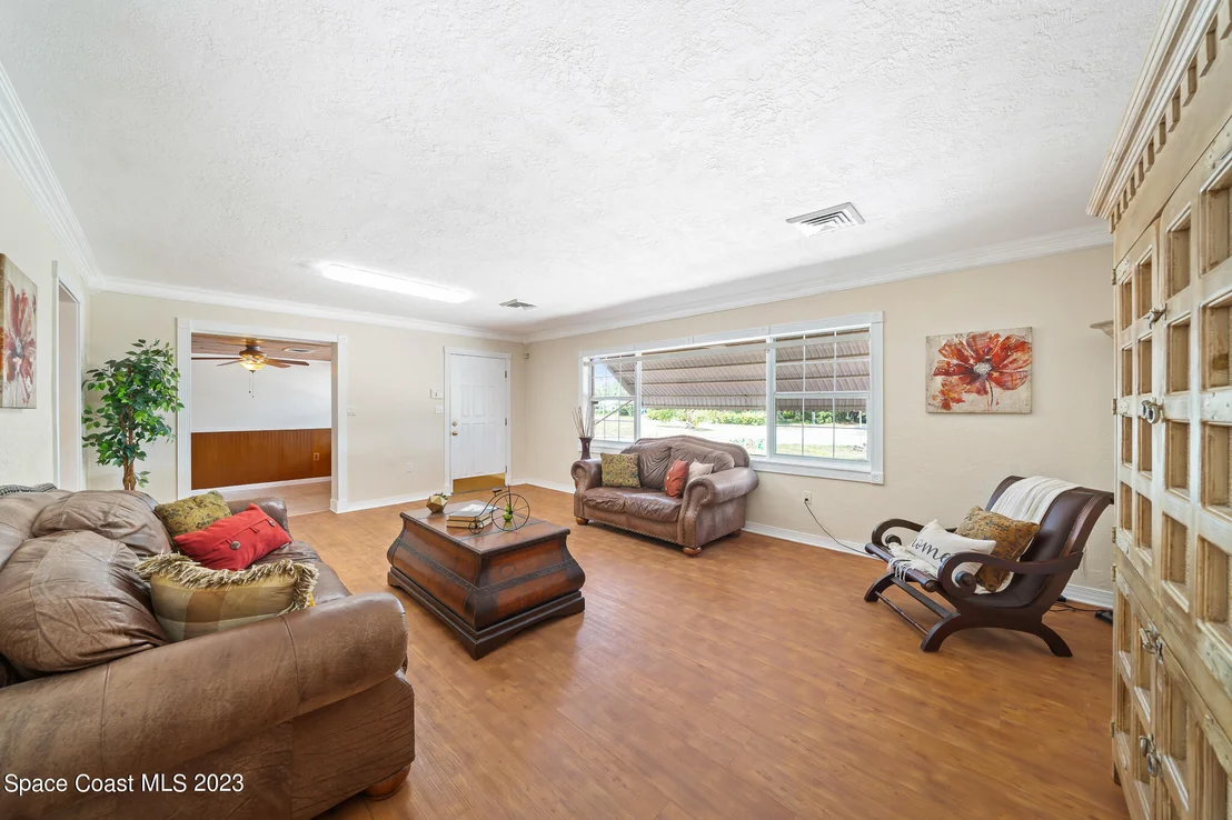 Photo of 863 Pelican Lane