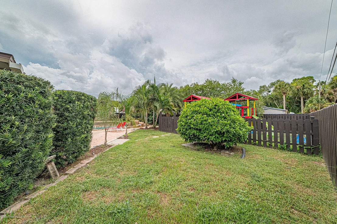 Photo of 601 Edgewood Drive