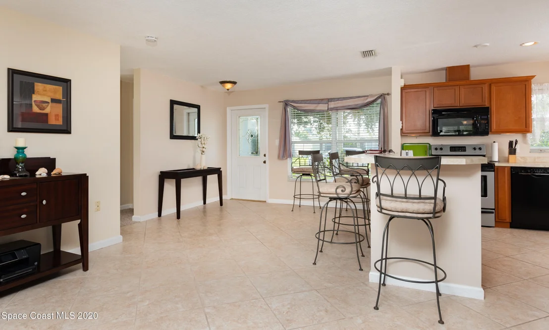 Photo of 439 Sandpiper Drive
