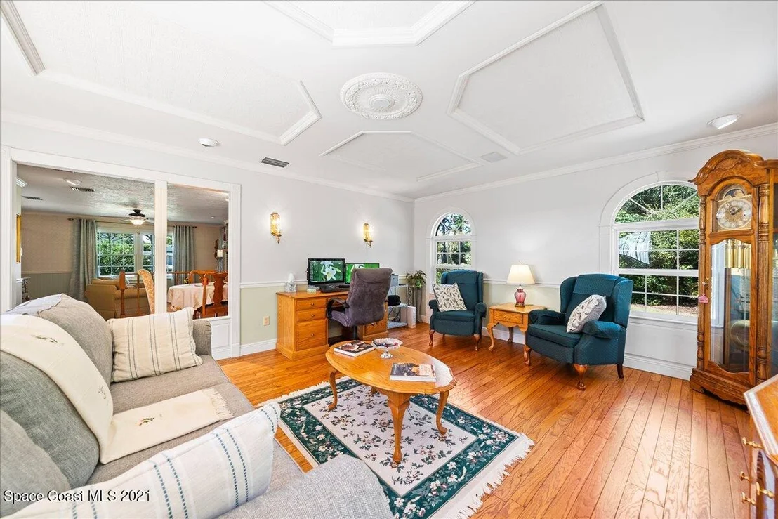Photo of 1825 Eva Lane