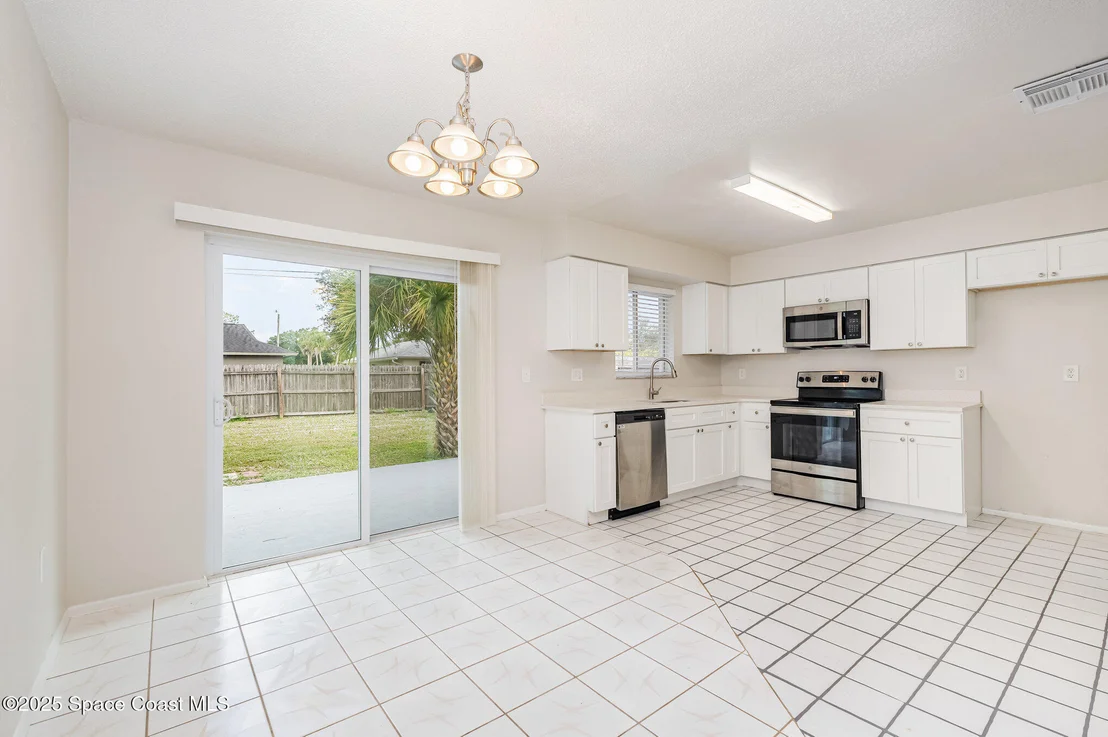 Photo of 1122 Manatee Drive