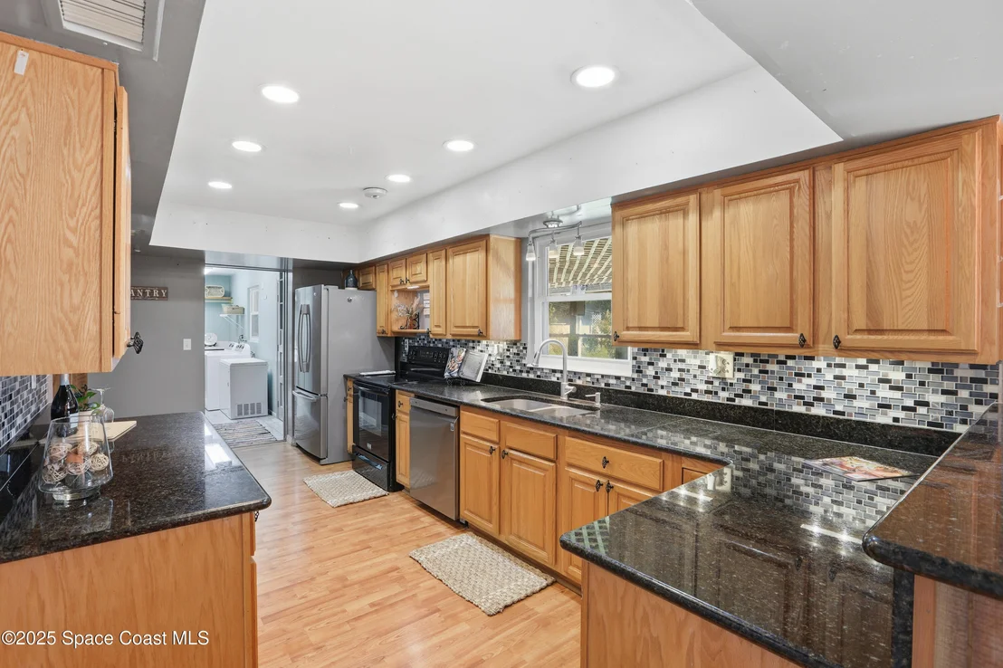 Photo of 3929 Burkholm Road