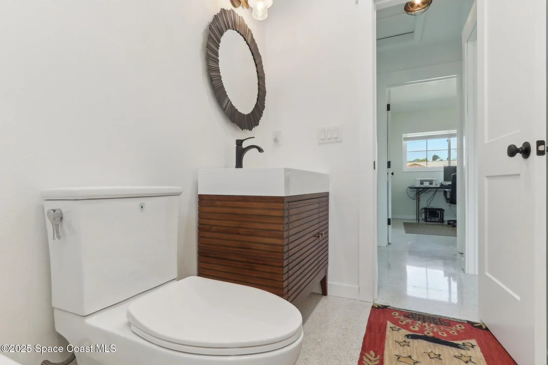 Photo of 231 5th Avenue
