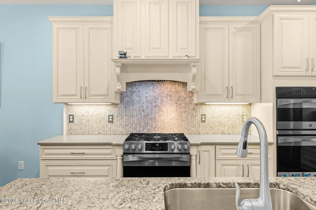 Photo of 4610 Leo Lane