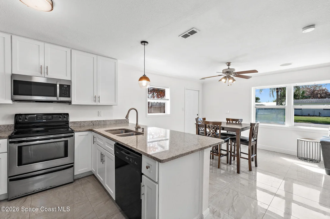Photo of 218 Prince Avenue