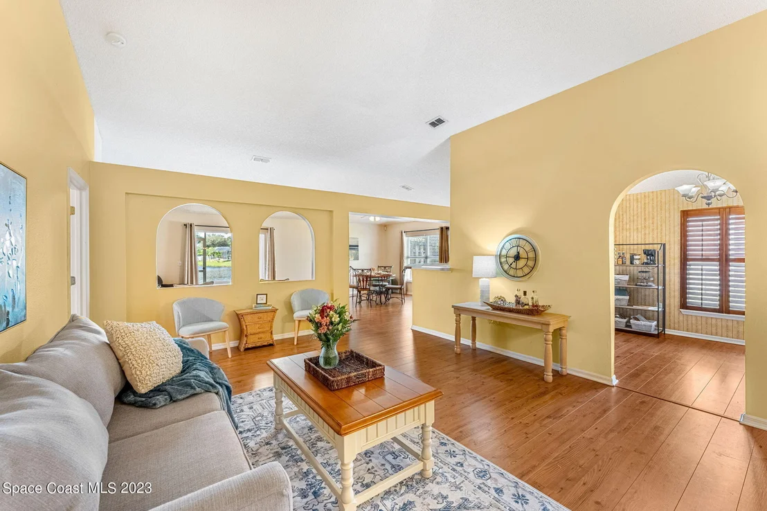 Photo of 4227 Four Lakes Drive
