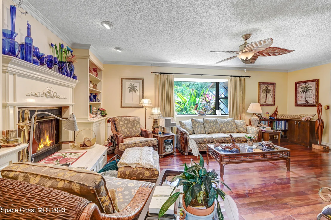 Photo of 1102 Fairlawn Drive