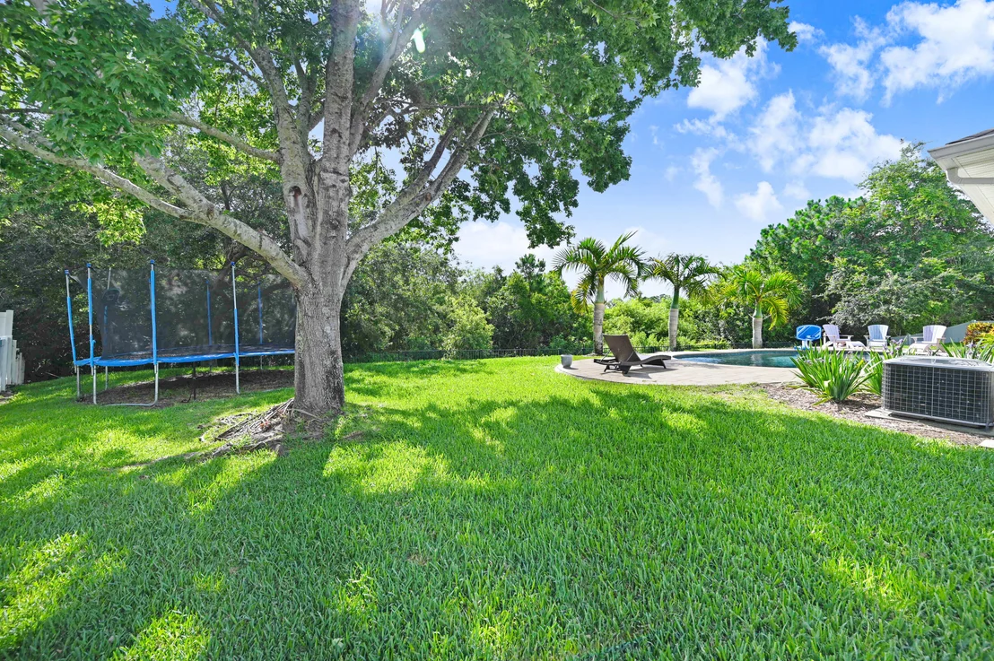 Photo of 274 Pebble Hill Way