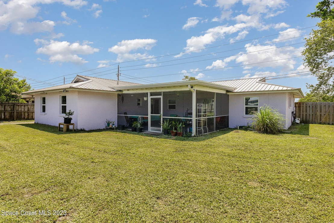 Photo of 649 Croton Road