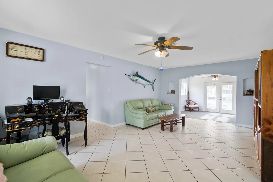 Photo of 426 Atlantis Drive
