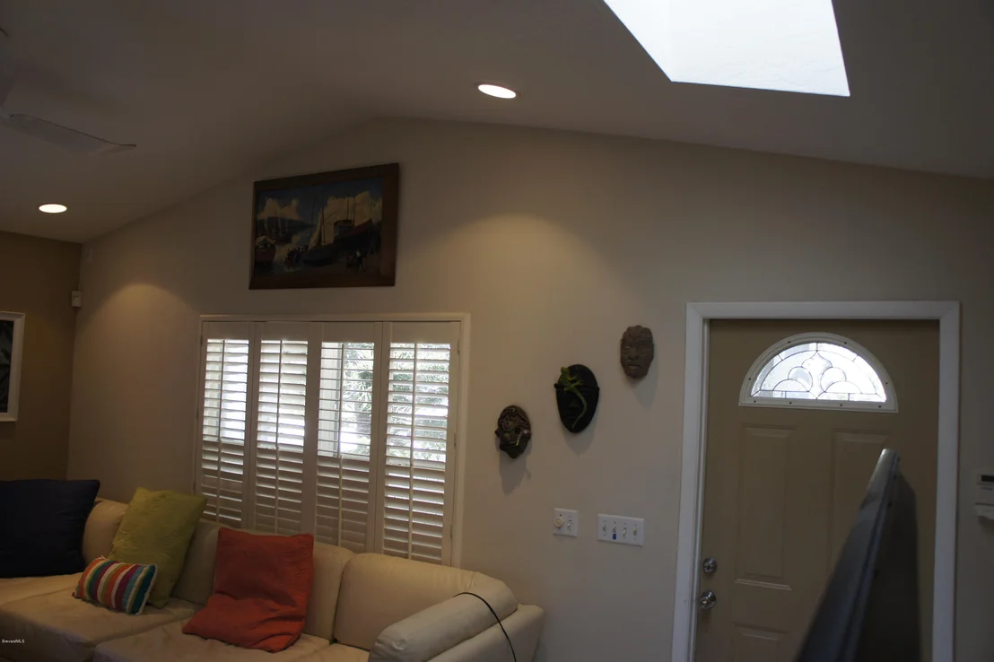 Photo of 555 Old Oak Street