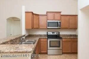 Photo of 7155 Ackerman Avenue