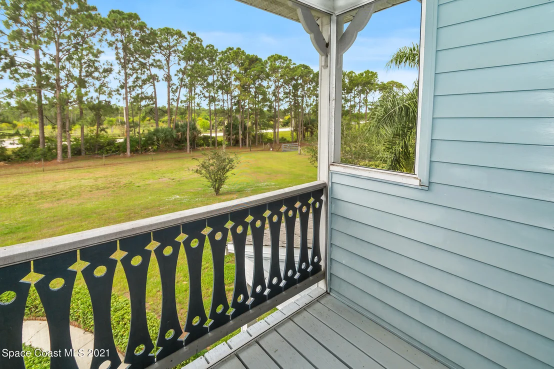Photo of 1190 Grant Road