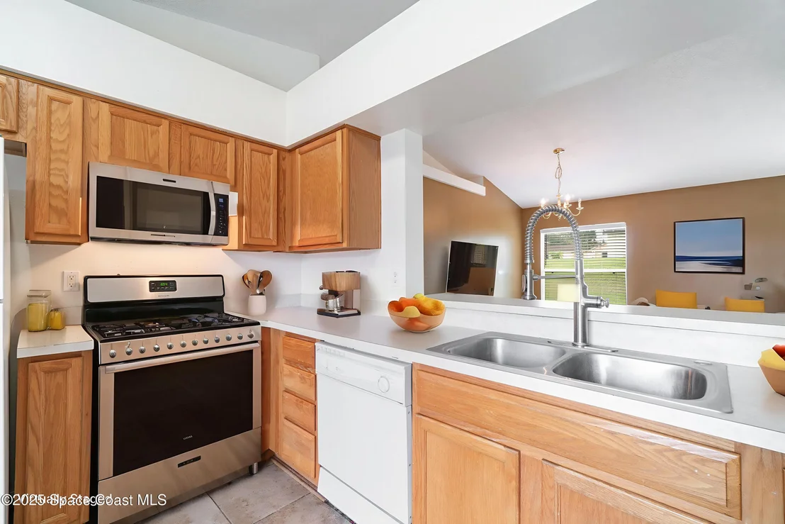 Photo of 11833 Foxglove Drive