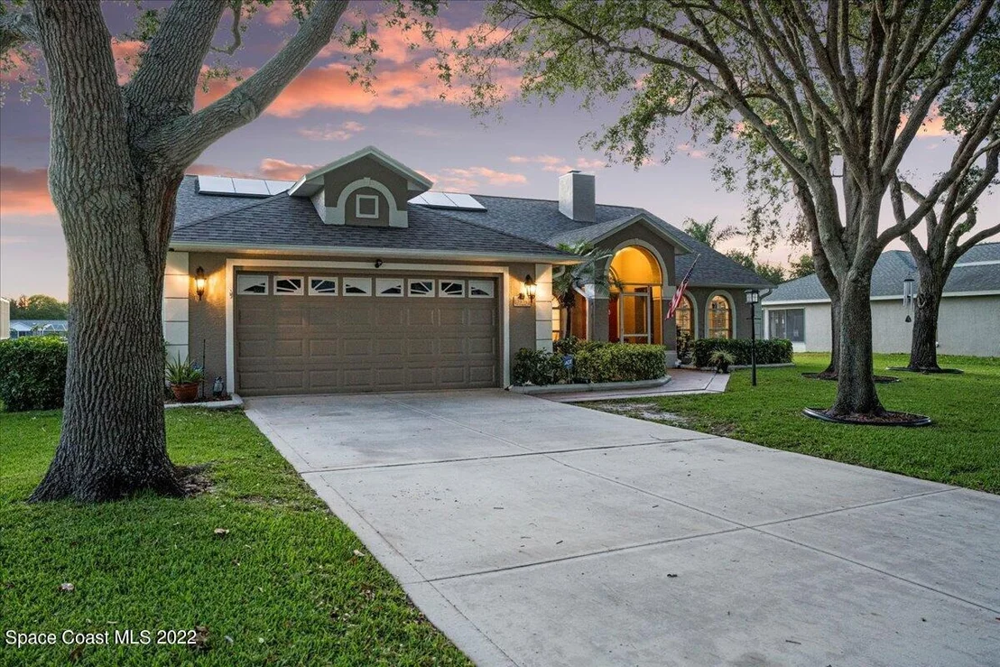 Photo of 3056 Pineda Crossing Drive
