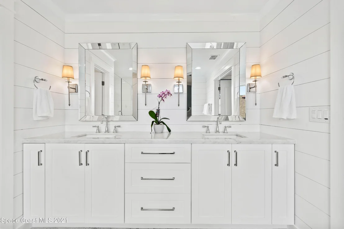 Photo of 1825 Litchfield Drive