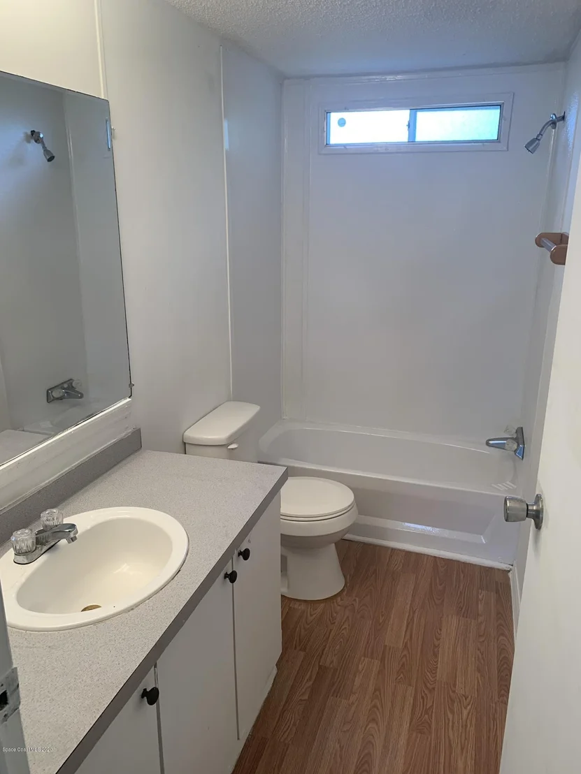 Photo of 337 Mcarthur Circle