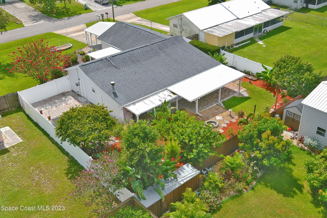 Photo of 6600 Dock Avenue