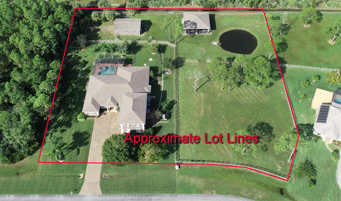 Photo of 6940 Hacienda Drive
