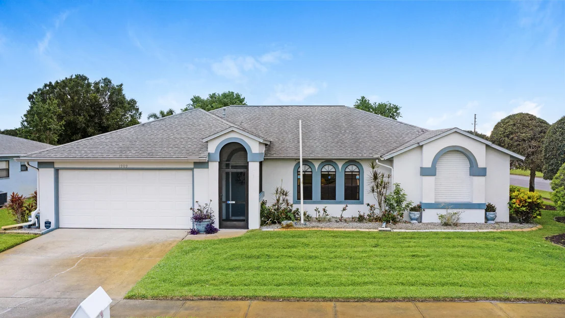 Photo of 1909 Trevino Circle N