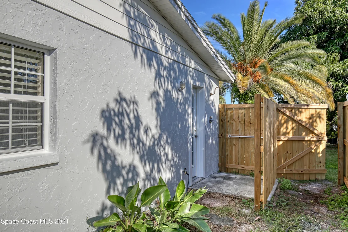 Photo of 444 Sparrow Drive