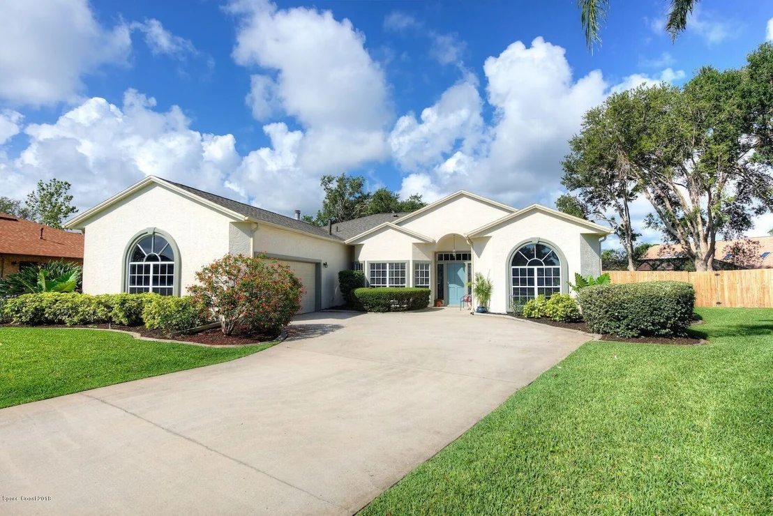 Photo of 518 Sawgrass Circle
