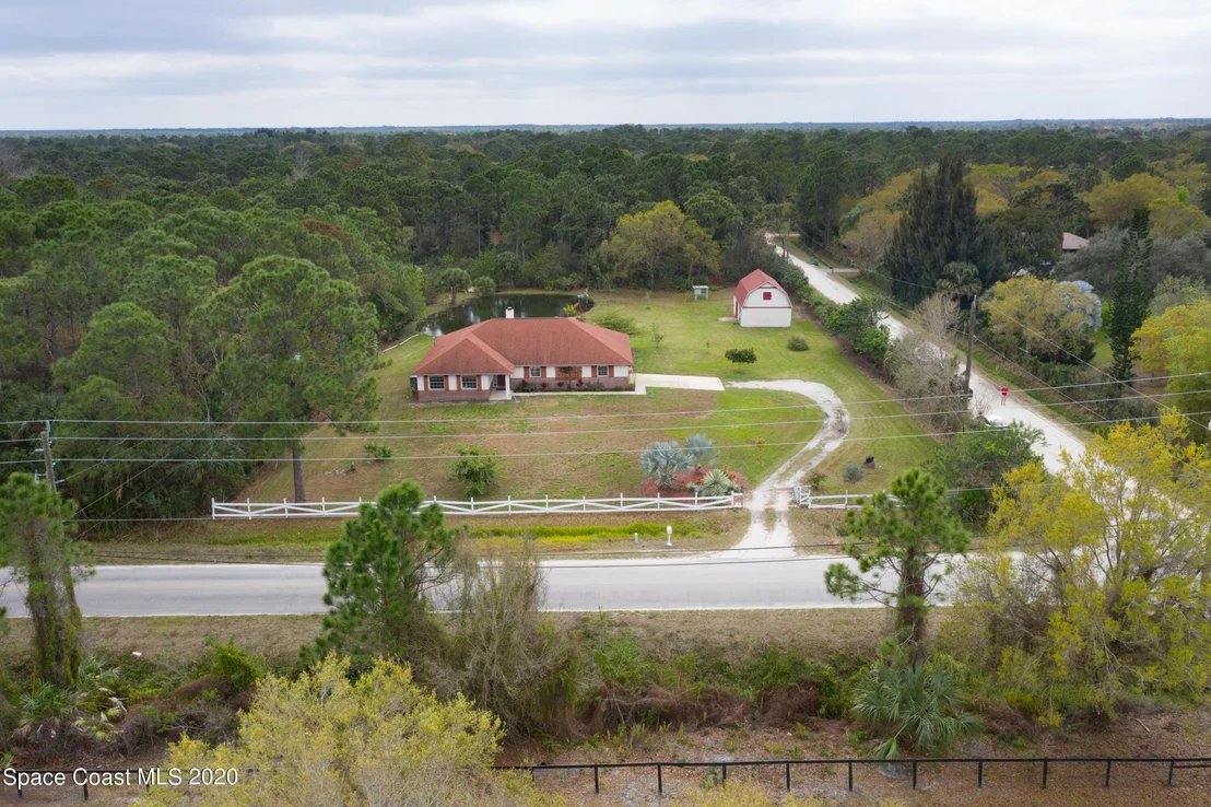 Photo of 1531 Hall Road